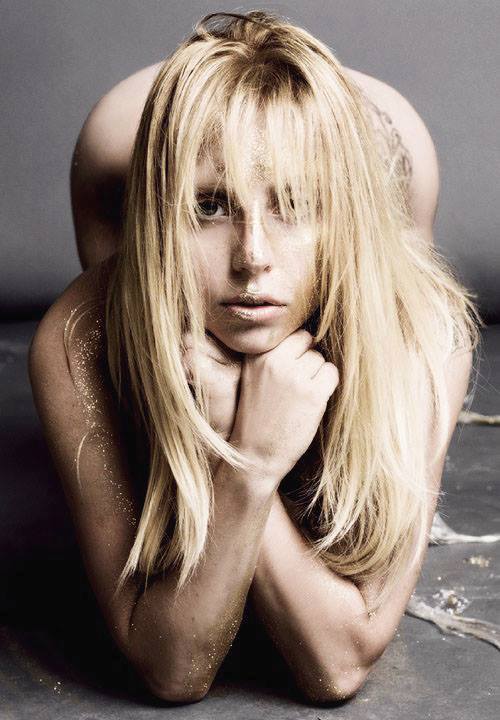 Lady Gaga V Magazine Bionda 3