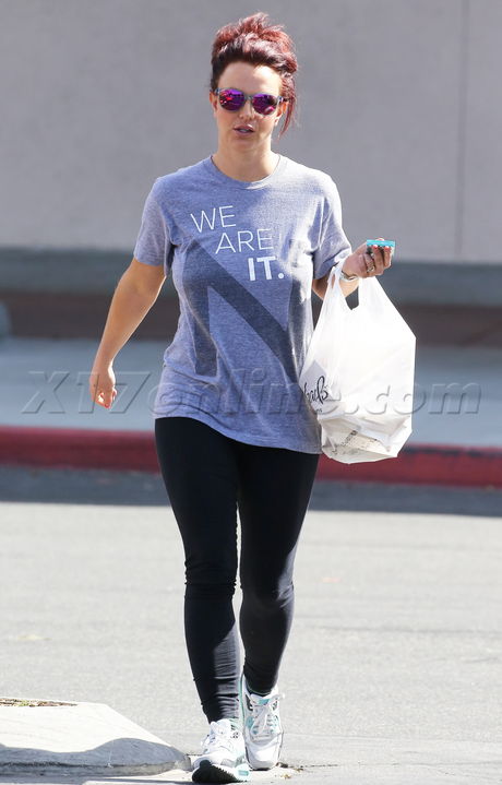 Britney Spears shops at Michael's after working out