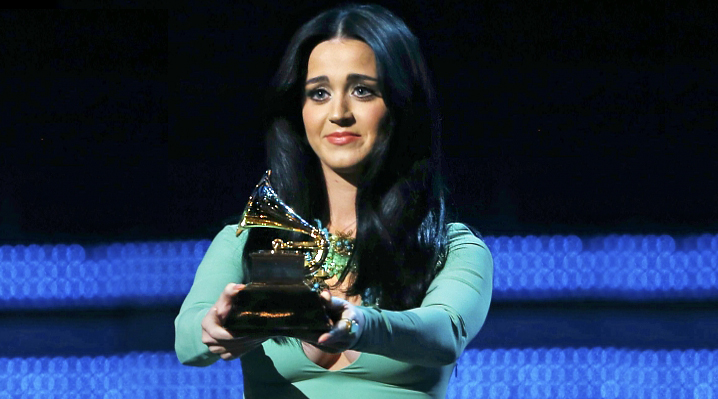 Katy-perry-Grammy-flop-funny.jpg