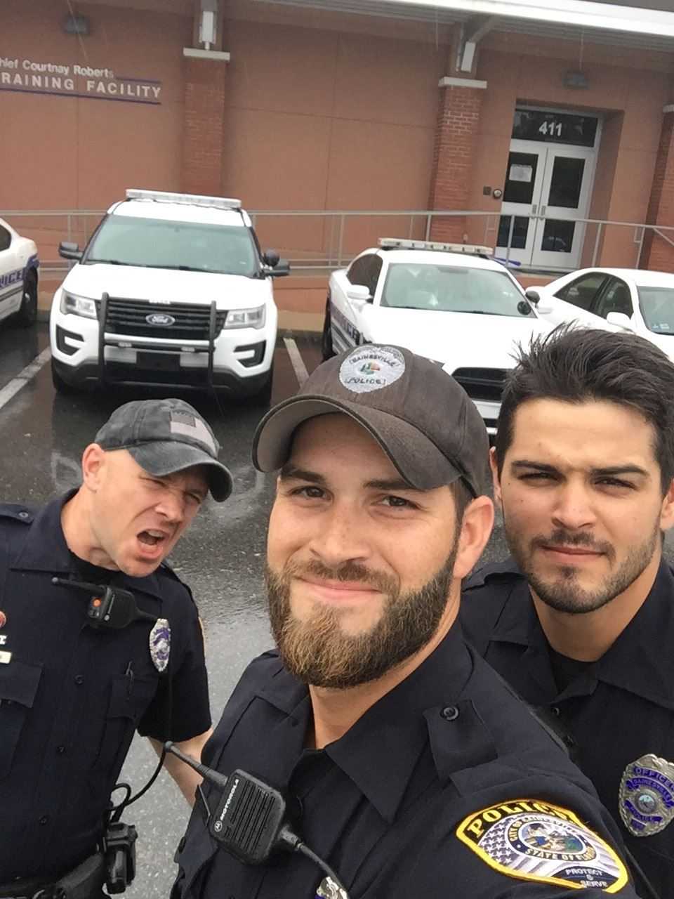 poliziotti bellissimi