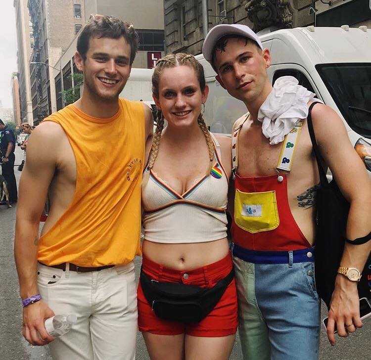 Kate Walsh, Brandon Flynn e Tommy Dorfman Gay Pride (3)