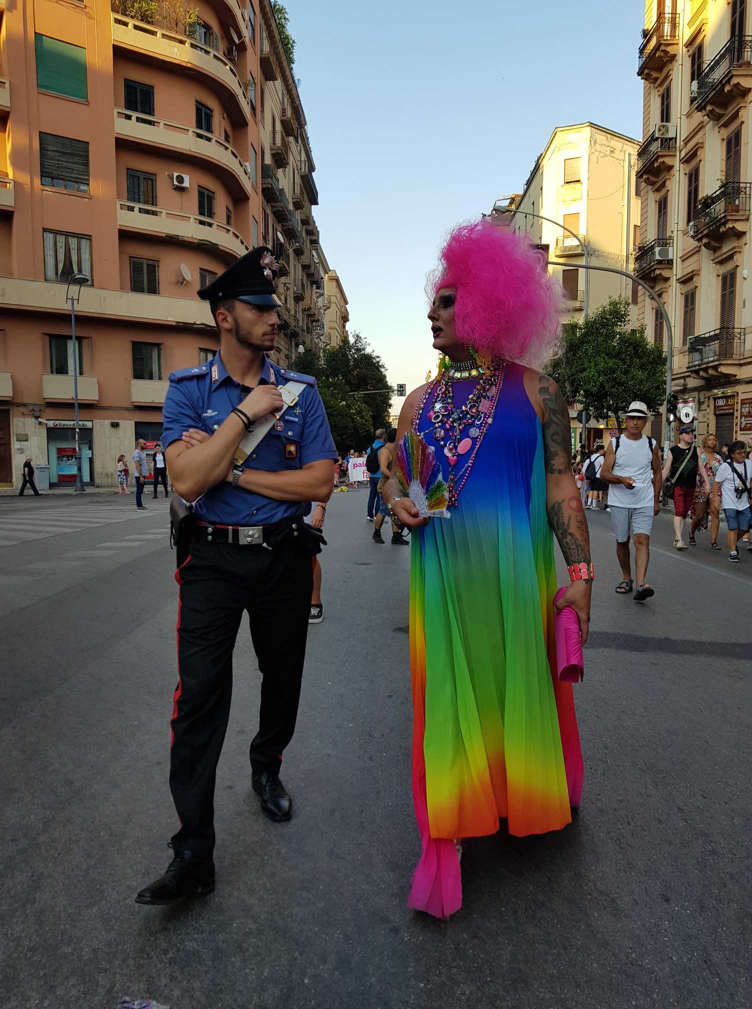 carabiniere drag queen gay pride palermo
